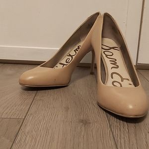 Sam Edelman Nude Leathrt Heels with snakeskin and metallic accent